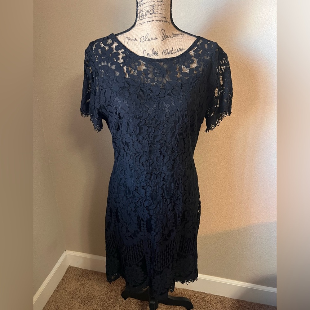 MSLG black lace dress